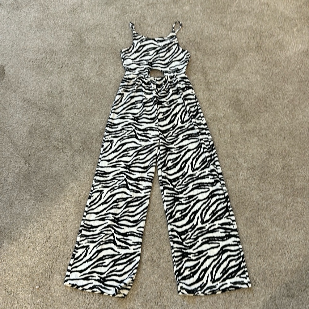 NWT, girls romper